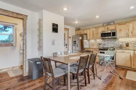 Cabin~Views~Heart Of Town~W&D~Fireplace~Kitchen Woodland Park Εξωτερικό φωτογραφία