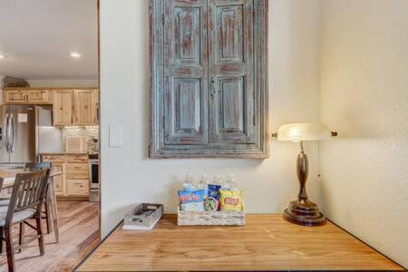 Cabin~Views~Heart Of Town~W&D~Fireplace~Kitchen Woodland Park Εξωτερικό φωτογραφία
